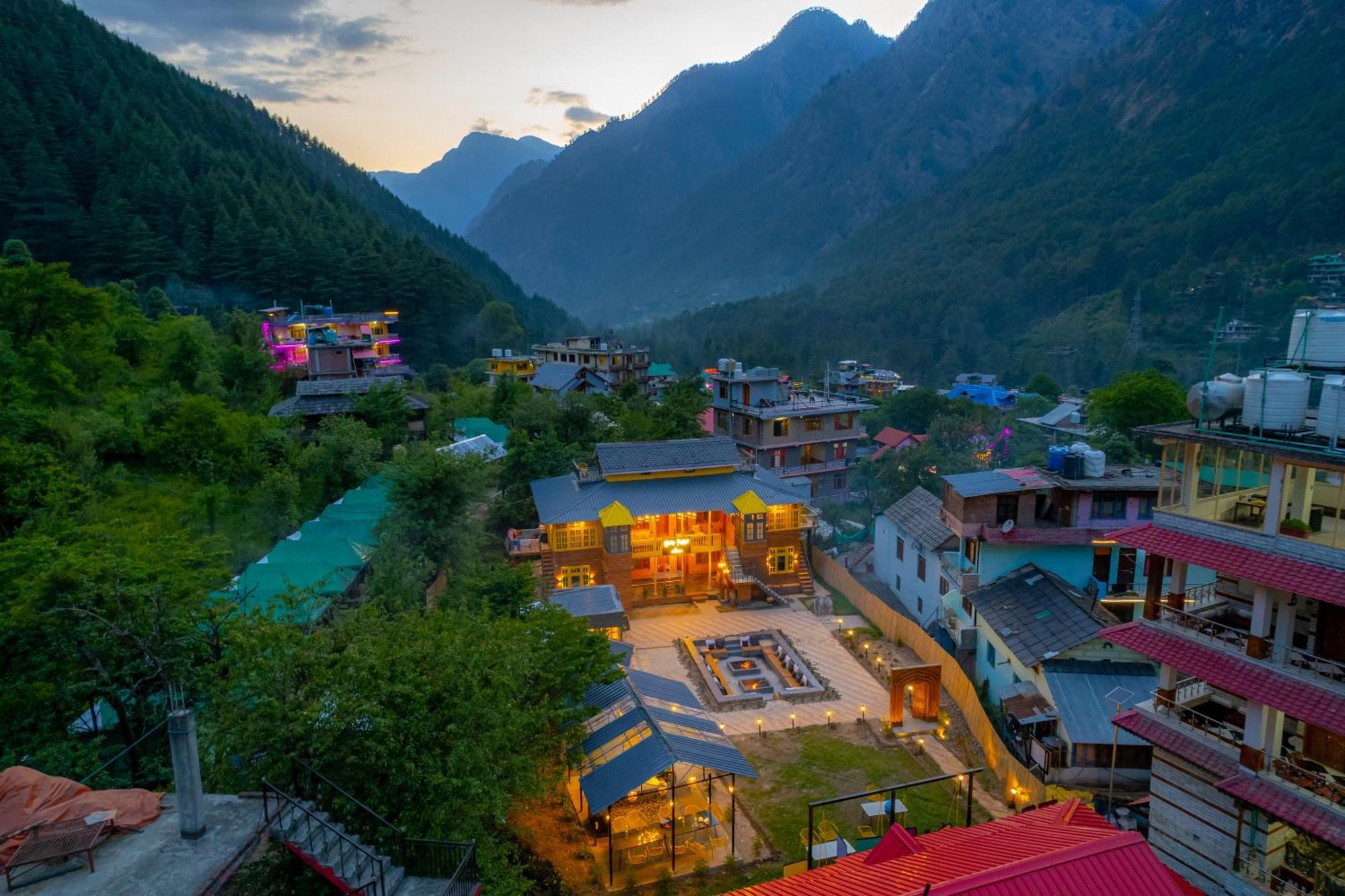 Whoopers Boutique Kasol Pansiyon Dış mekan fotoğraf