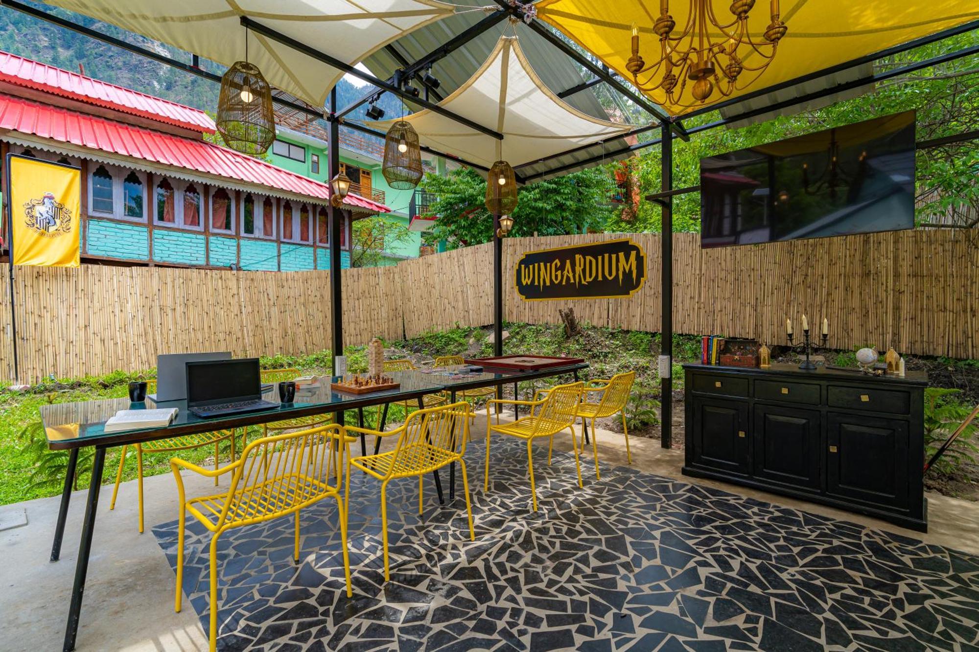 Whoopers Boutique Kasol Pansiyon Dış mekan fotoğraf